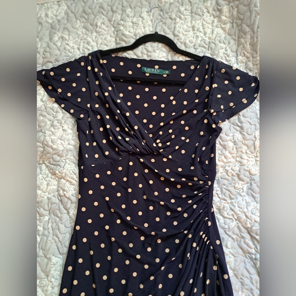 Ralph Lauren Dress. - Picture 2 of 5